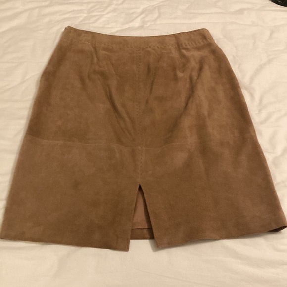 Suede skirt Ann Taylor - Picture 3 of 8